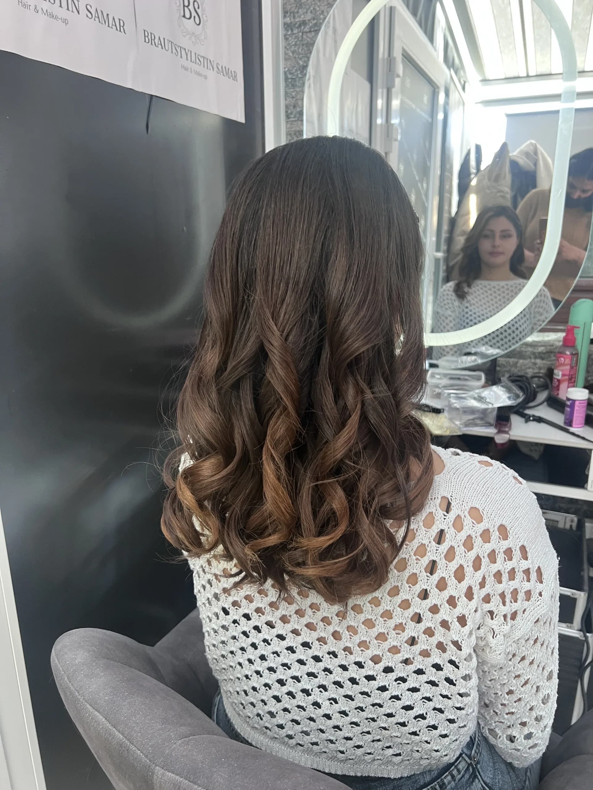 Glamouröses Braut-Make-up mit Glitzer-Akzenten